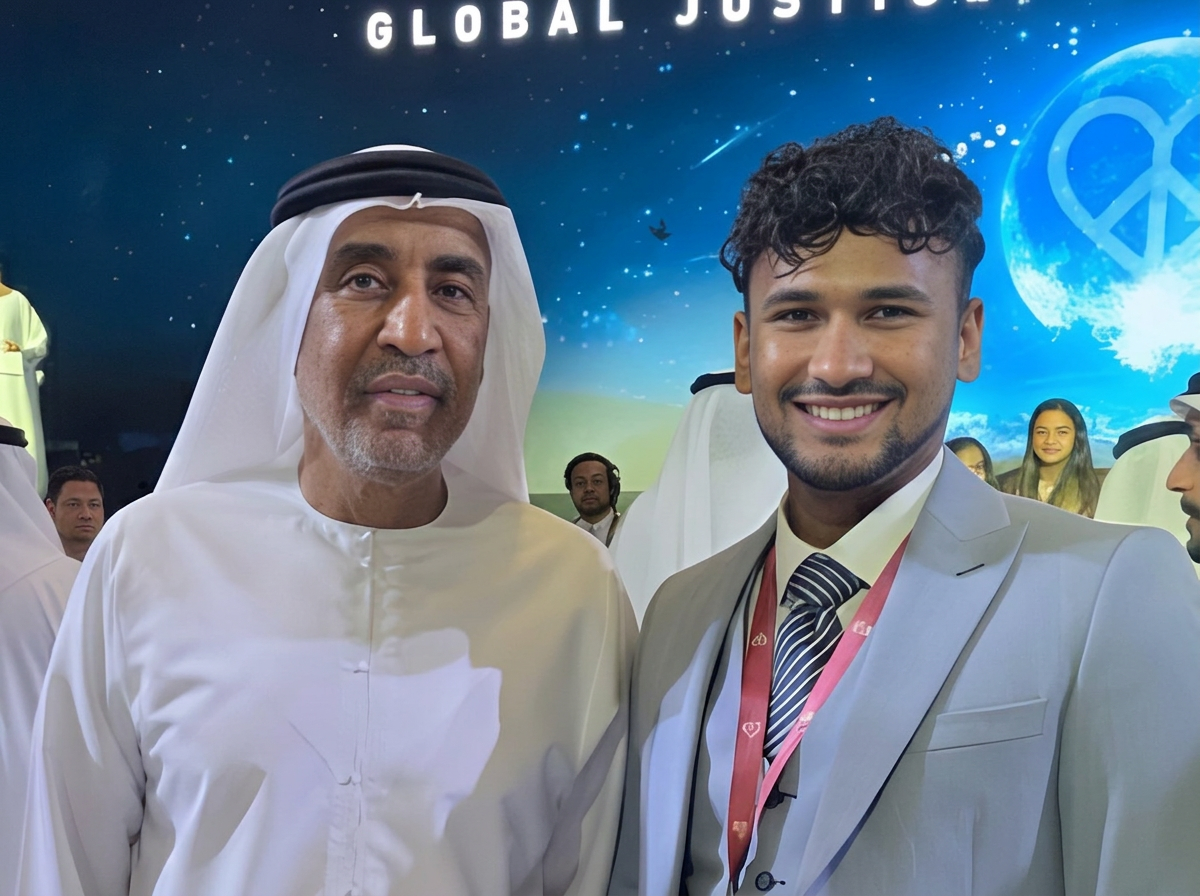 His Excellency Ambassador Dr. Obaid Al Ketbi, Ex. Assistant Minister of Military and Security Affairs, UAE (left) along with Lord Jason Temasfieldt.